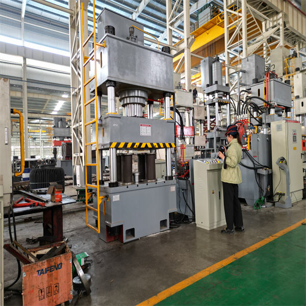 A Closer Look at the Water Tank Making Machine