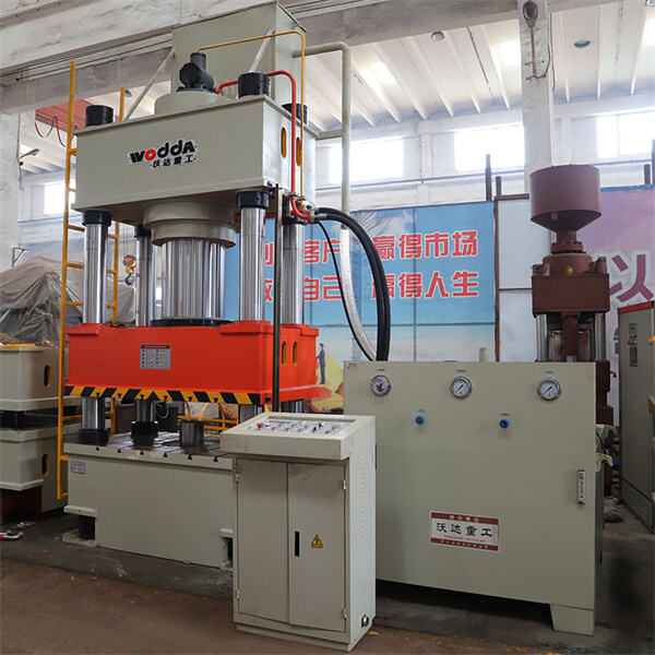 Discover the Limitless Possibilities with the 300 Ton Hydraulic Press.