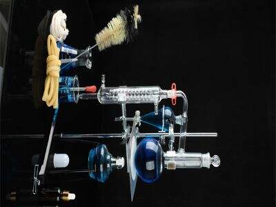 How to Choose the Right Laboratory Reagent Bottle for Chemical Storage