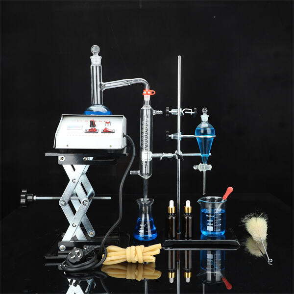 How to Use a Distillation Apparatus Safely and Effectively