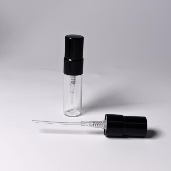 It’s simple to refresh with a mini-bottle spray