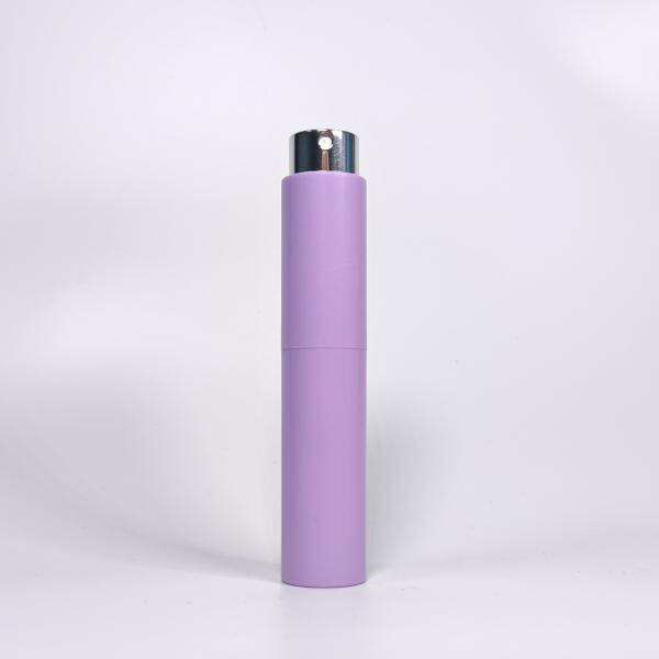 Upgrade your skincare routine with our elegant glass spray bottles.