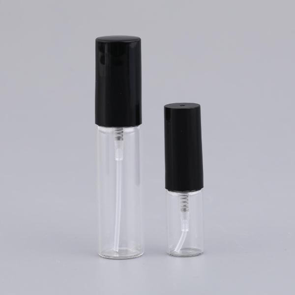 Effortlessly elevate your scent game with our stylish spray perfume bottles.