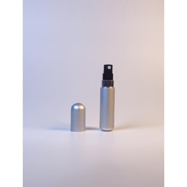 Provides a gentle mist for even application