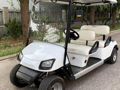 Perbandingan Berdampingan antara ALF Auto-Follow vs Kereta Golf Tradisional