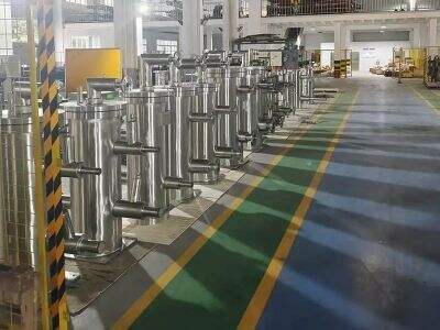 What are the safety requirements for pneumatic testing of piping