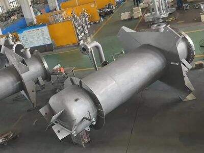 कस्टम वेसल्स बनाम स्टैंडर्ड टैंक: एक व्यापक लागत-लाभ विश्लेषण