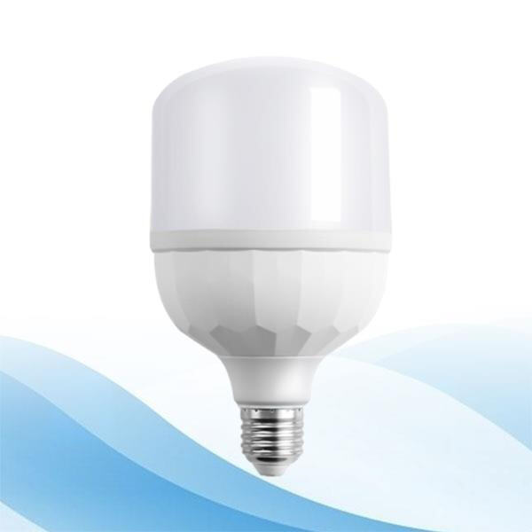 Giải pháp chiếu sáng chi phí thấp với bóng đèn LED 10 Watt