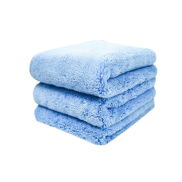 Protect Your Car's Paint Job with Microfibre Cloths for Gentle Cleaning