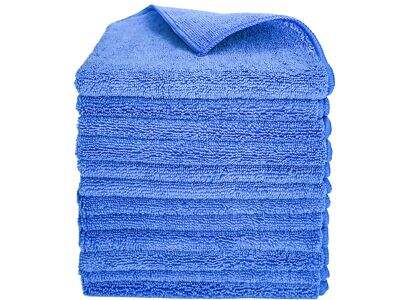 The Role of Car Cleaning Towels in Maintaining a Glossy Finish