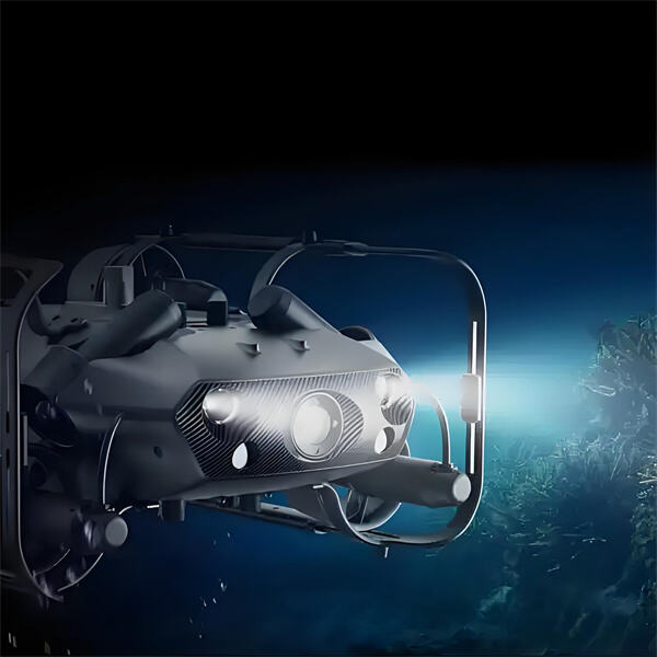 Dive into the depths with unparalleled visibility thanks to our top-of-the-line 1080p camera technology.