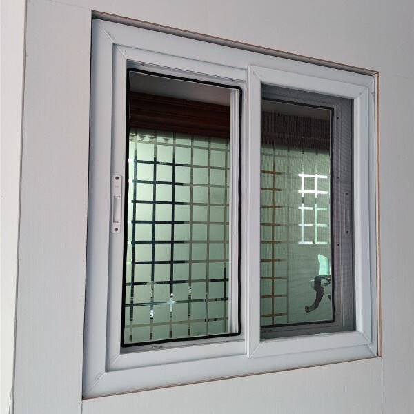 Erstellen Sie einen modernen und stylishen Look mit uPVC Schiebefenstern