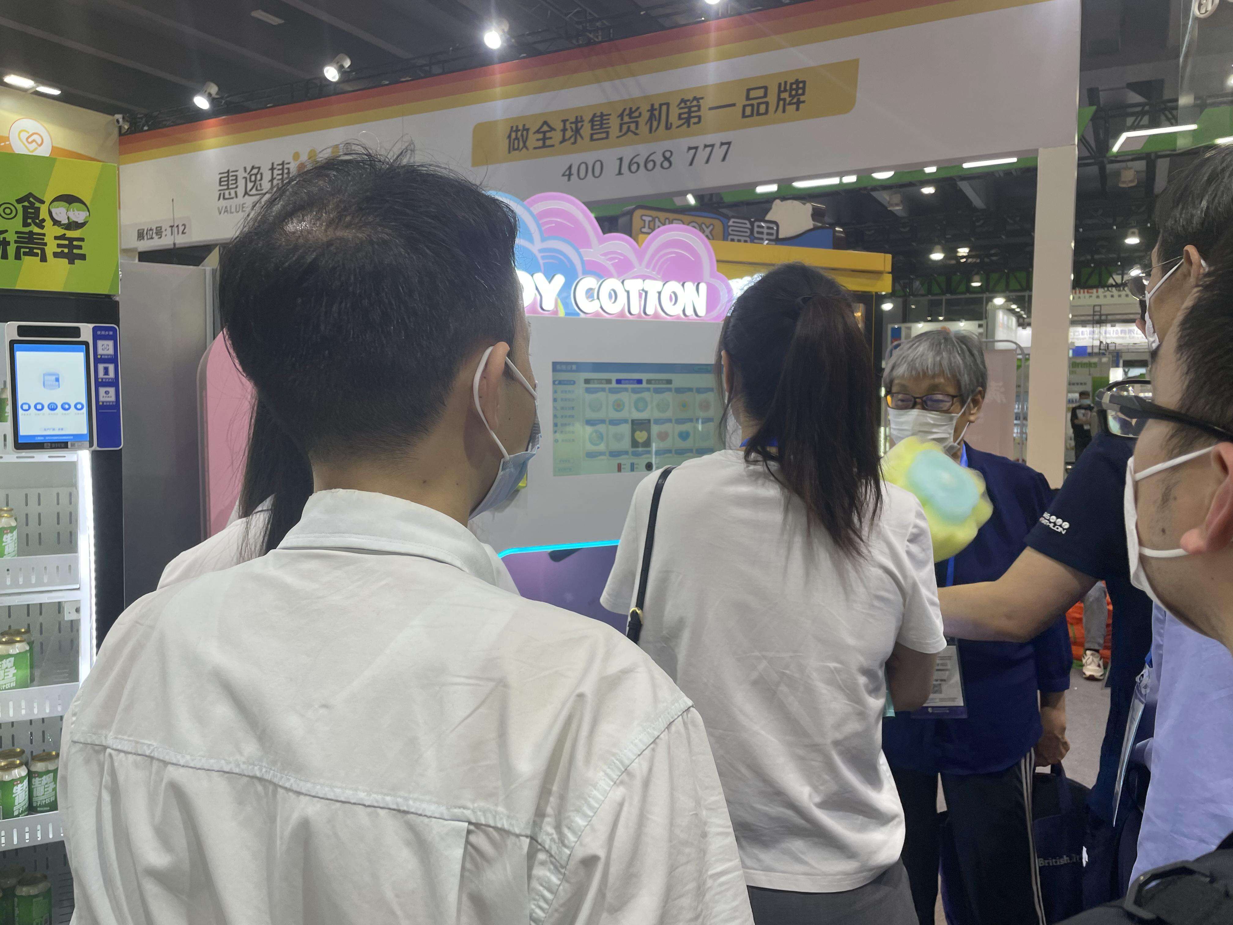 Vendlife Commercial earn money make Marshmallow cotton candy robot machine kids full automatic cotton candy vending machines supplier