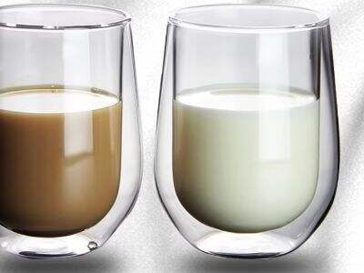 Collection of inspirations for pairing glass coffee cups with desserts