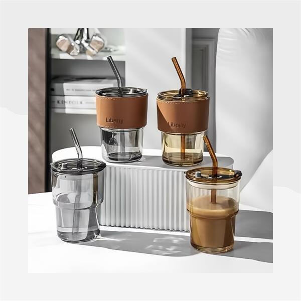 Why glass straws are the perfect alternative to plastic