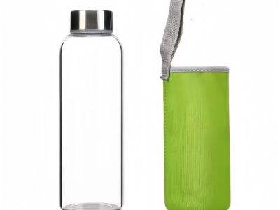 Anpassade glasflaskor i parti