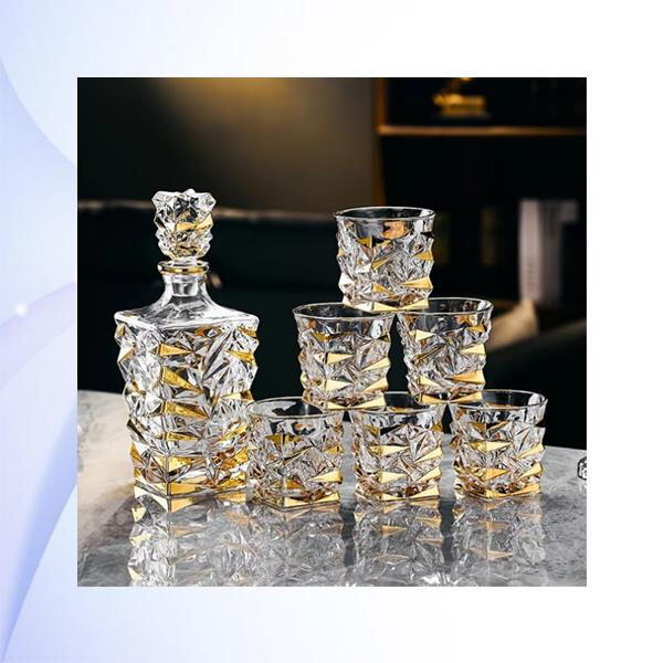 Experience the Art of Pouring with a Decanter and Glass Stopper