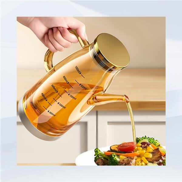 Say goodbye to drips and spills with a precision pour spout on your glass oil dispenser