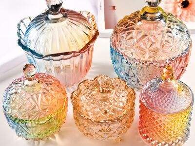 Glass jar vs glass bottle