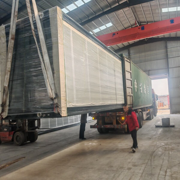 Adopter le minimalisme avec une maison conteneur extensible