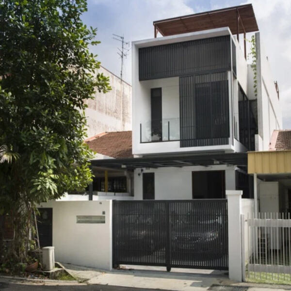Esplora le possibilità di personalizzare una casa in container a 2 piani per adattarla alle tue esigenze e stile unici.