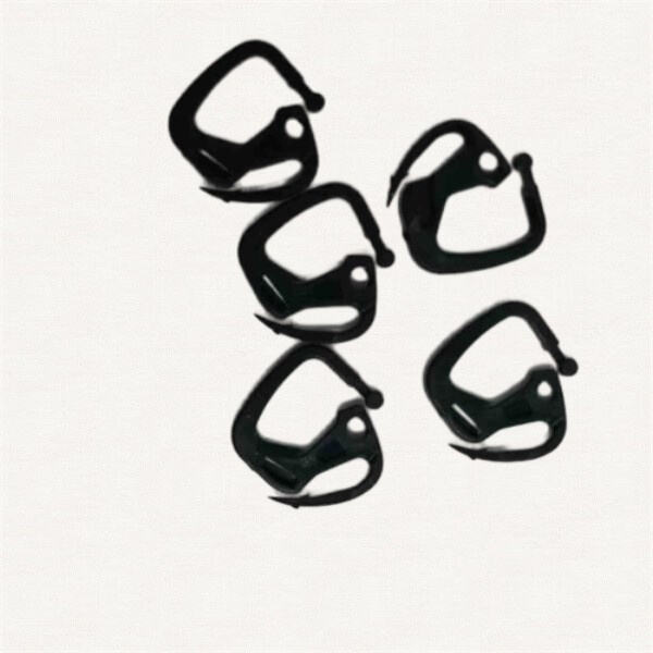 كيفية تثبيت بلاستيك الصرفة بشكل فعال على إطار حديدي