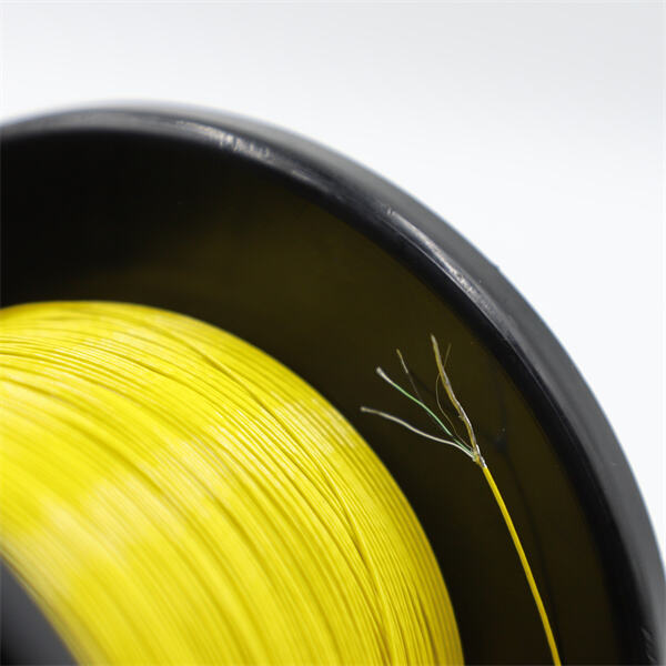 Use um cabo coaxial durável de 50 ft ao ar livre sem se preocupar com danos devido às condições climáticas.