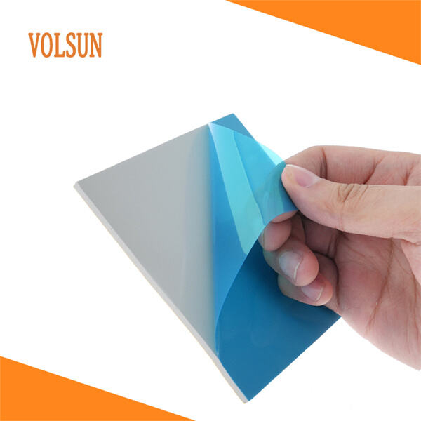 Explorez la longévité des pads en silicium pour dissipateurs de chaleur et leur capacité à résister à des températures élevées.