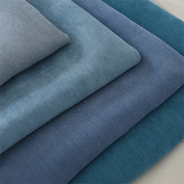 L'Élégance Intemporelle du Tissu Bleu pour Rideaux