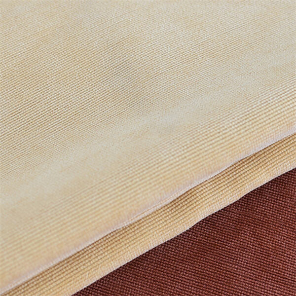 تجربه لوکس بودن پارچه پرده قرمز میوه ای بادام را در فضای خود نمایید