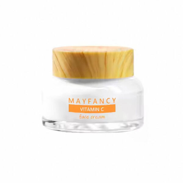 Say goodbye to dryness and dullness with our nourishing moisturizer