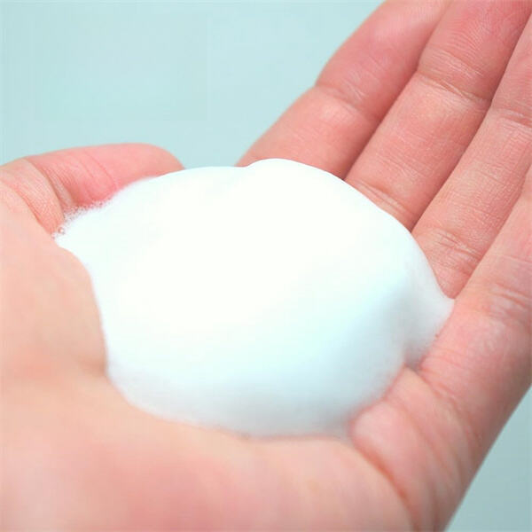 Say Goodbye to Dull Skin with Vitamin C Cleanser