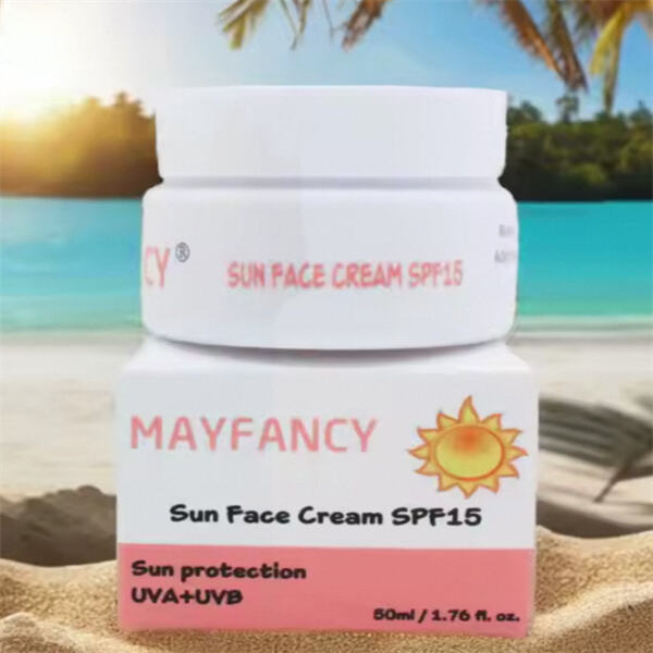 Discover the Benefits of Using Men's Moisturiser for a Healthier, More Youthful Look