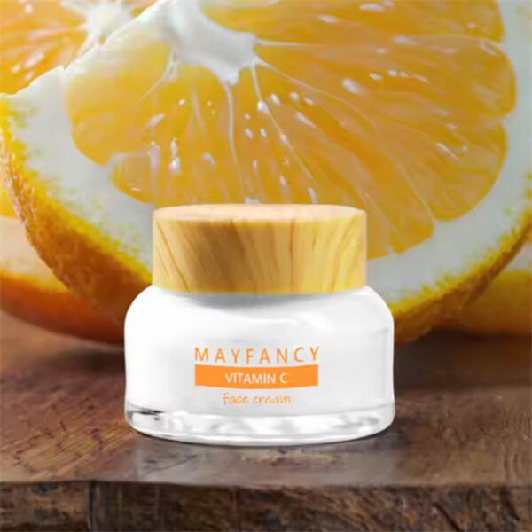Discover the power of simplicity with a natural moisturizer