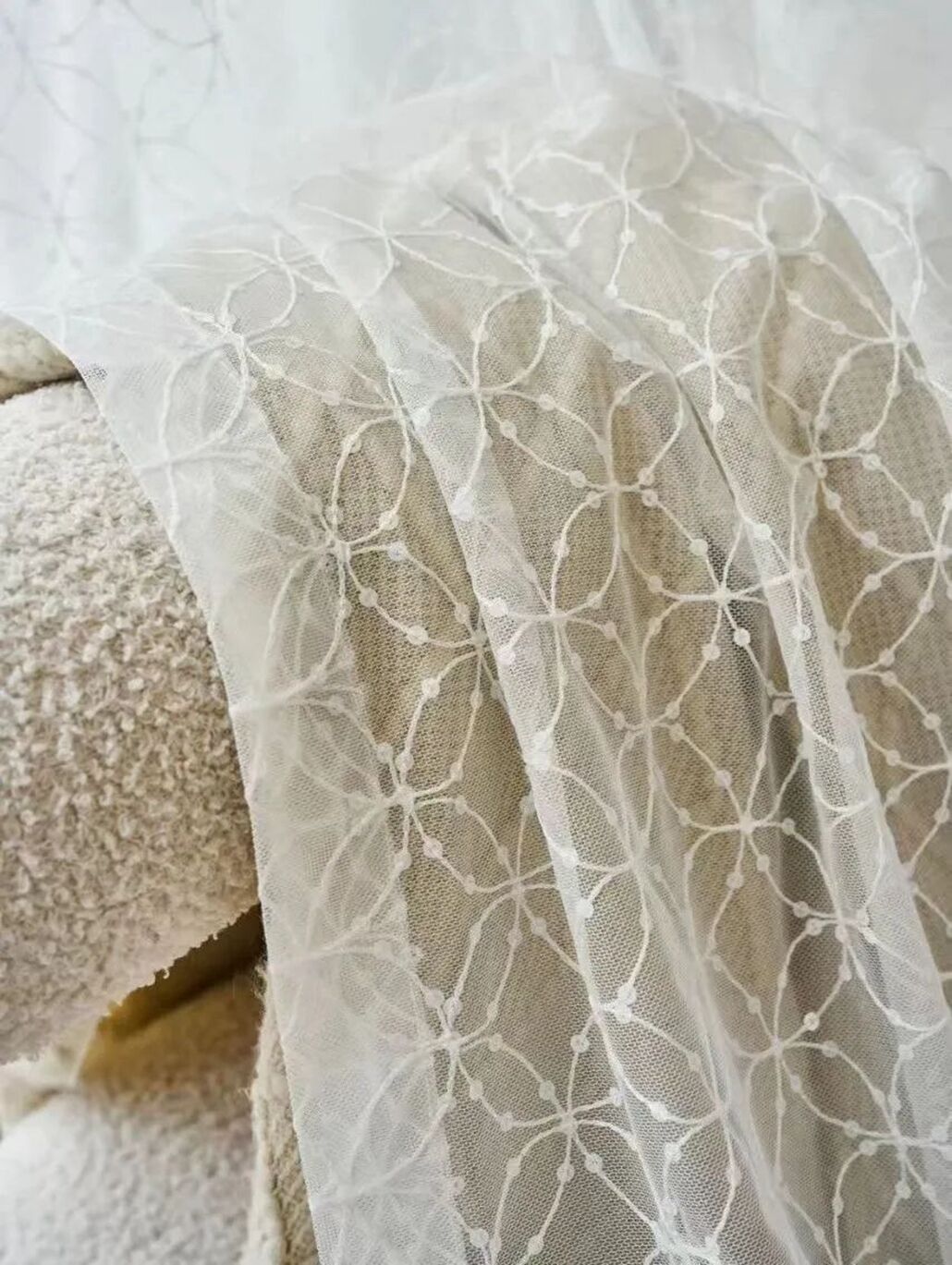 Foulola News：GDBLK/JLZZ/JSNH/QCZC/QJBM/YPMLM#Embroidery Sheers manufacture
