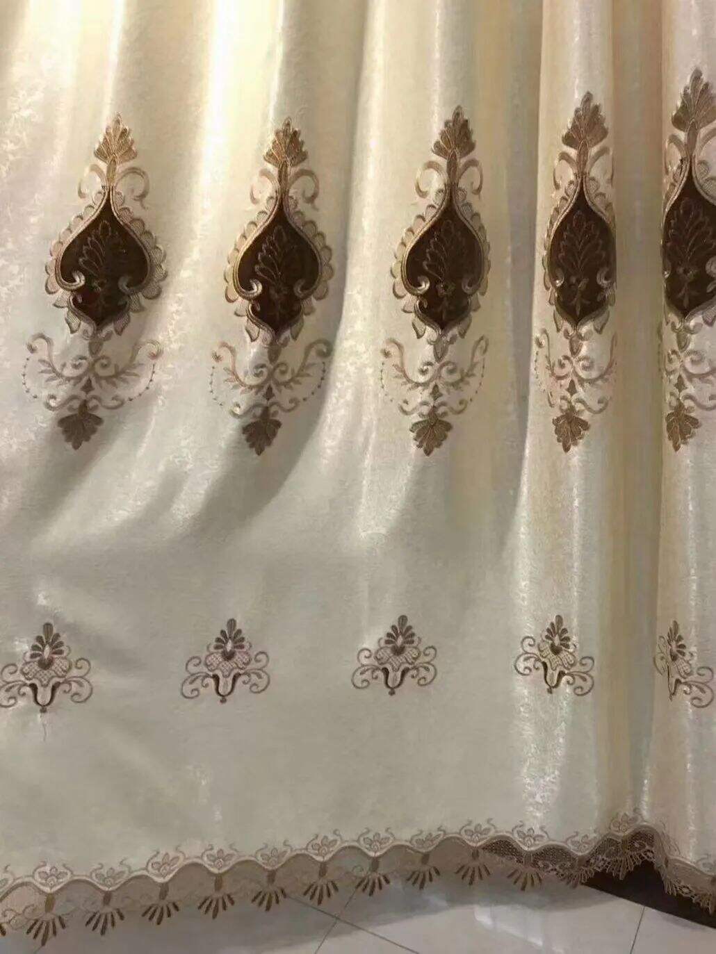 Foulola News: High Grade Embroidery Fabric&Sheer manufacture