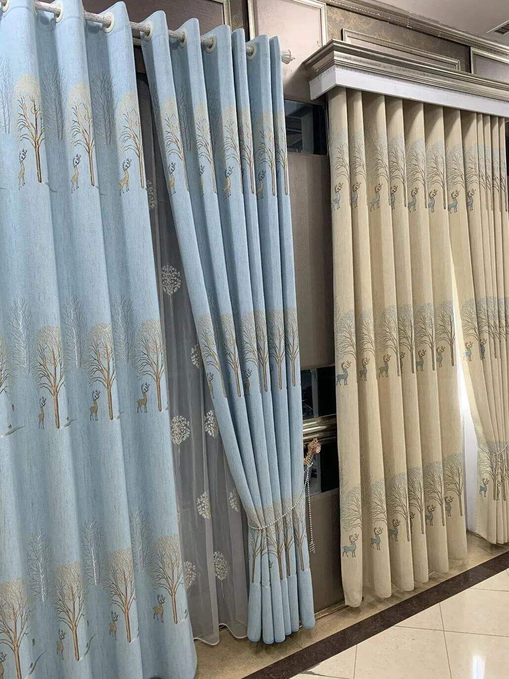 Foulola News:2.8m-3.15m Width Blackout Jaquard Curtain Fabric supplier