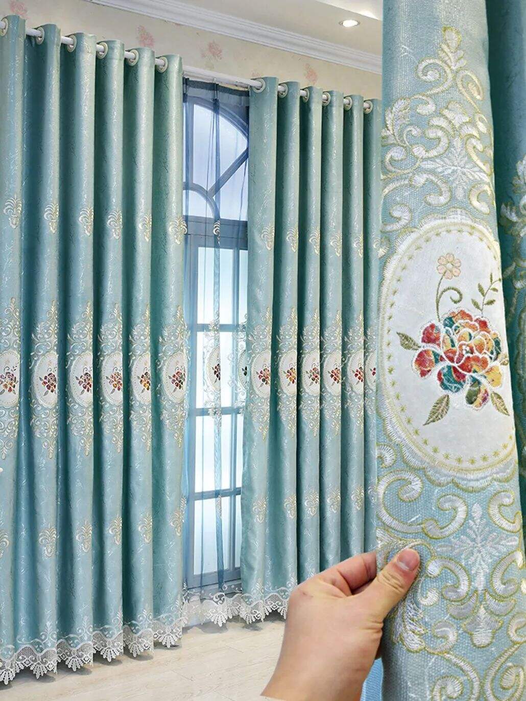 Foulola News: High Grade Embroidery Fabric&Sheer manufacture