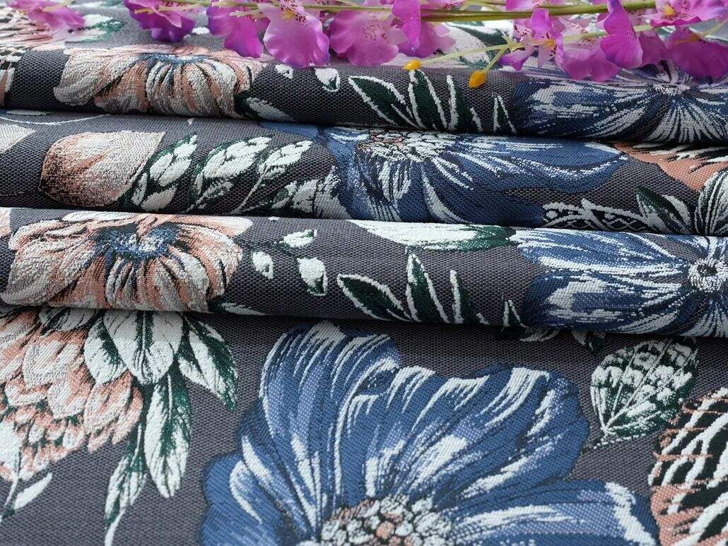 Foulola News：High Grade Jacquard Sofa Fabric - 1 factory