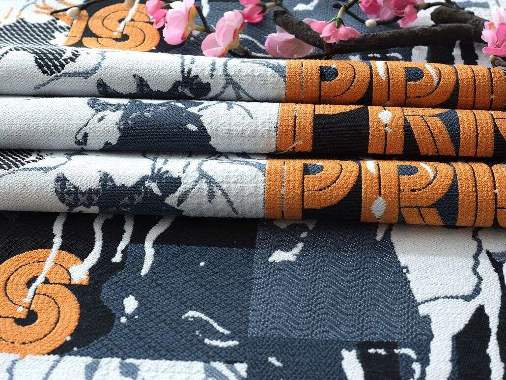 Foulola News：High Grade Jacquard Sofa Fabric - 8 manufacture