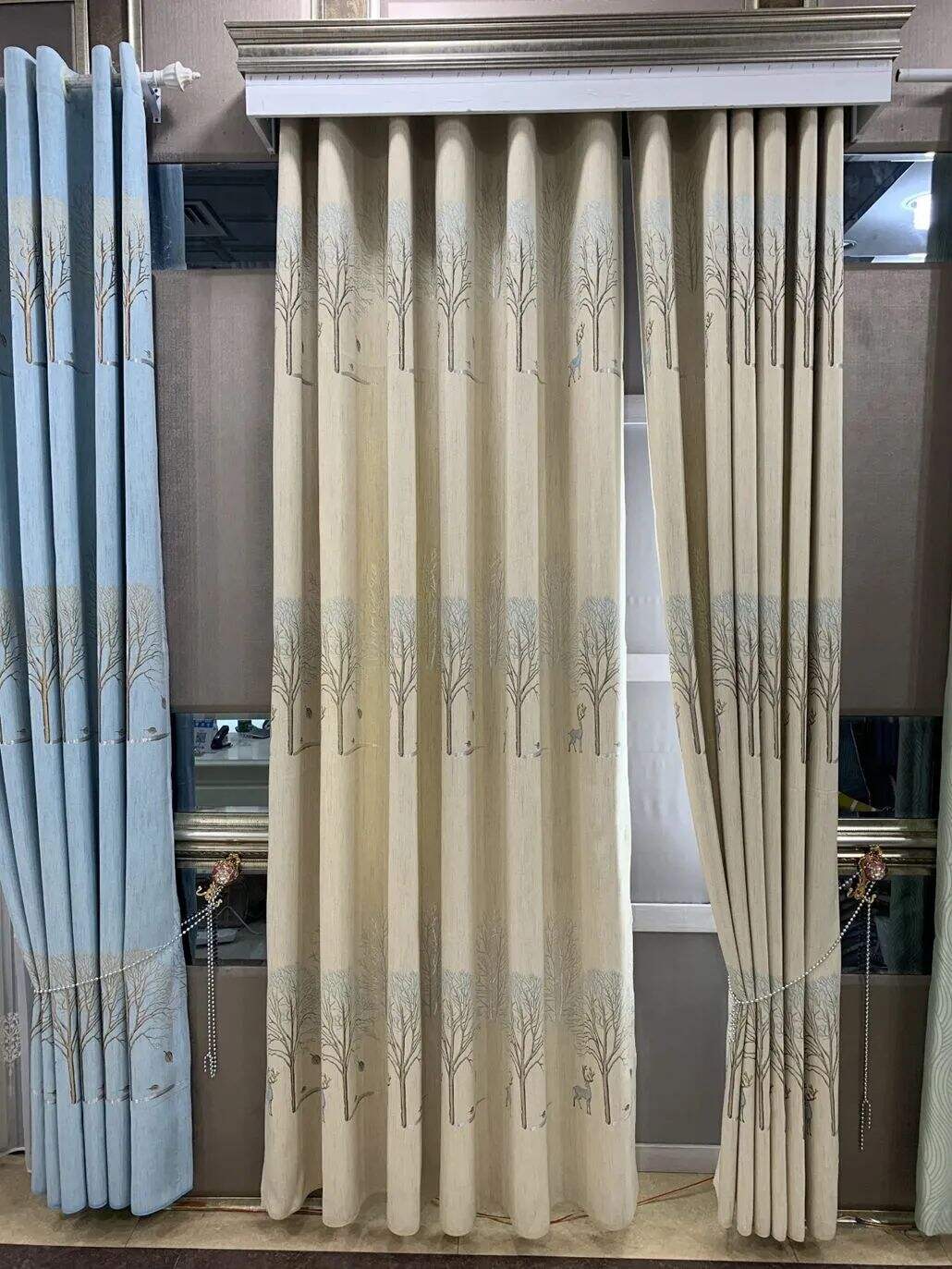 Foulola News:2.8m-3.15m Width Blackout Jaquard Curtain Fabric manufacture