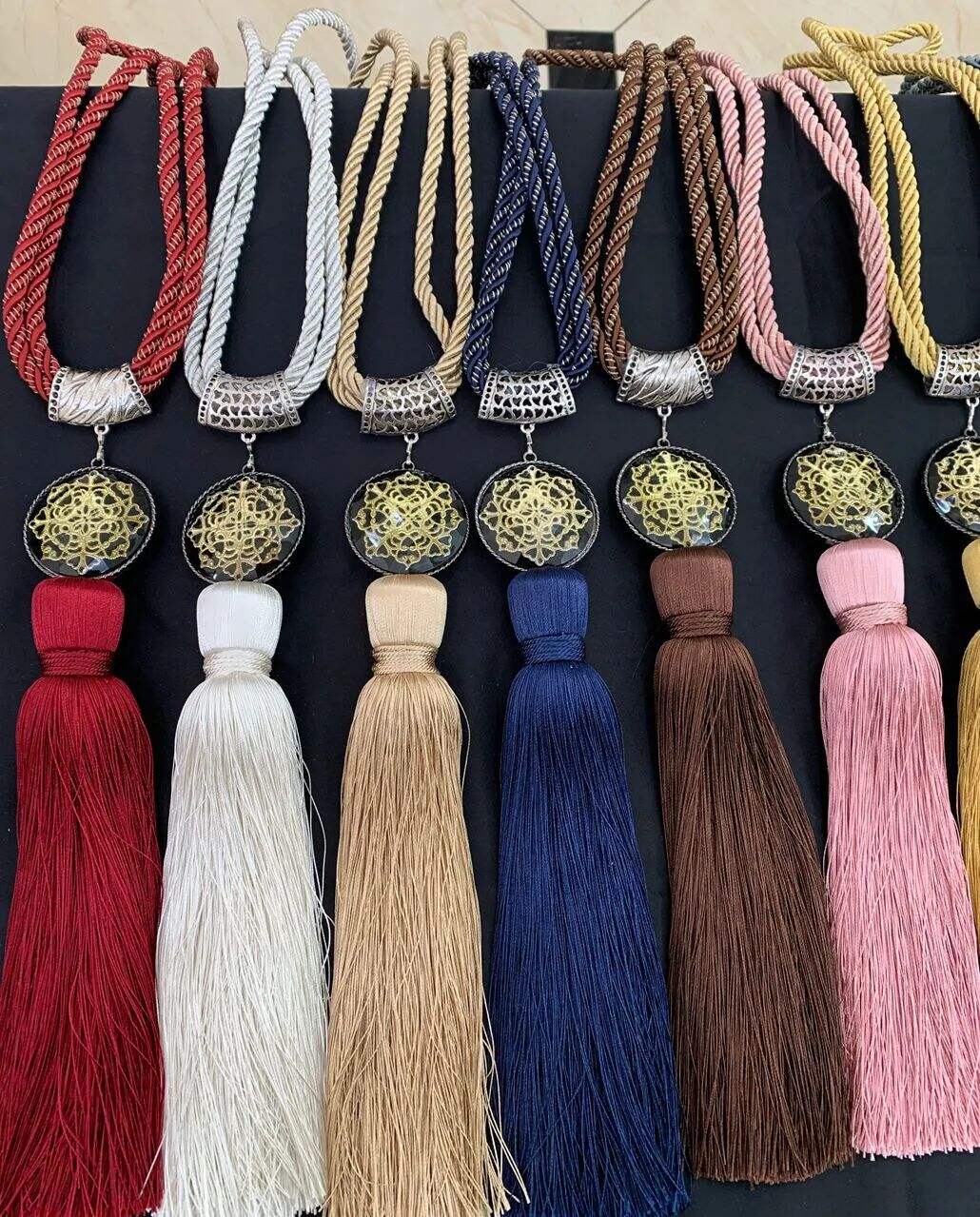 Foulola News: Curtain Decorative Accessories Wholesale Online manufacture