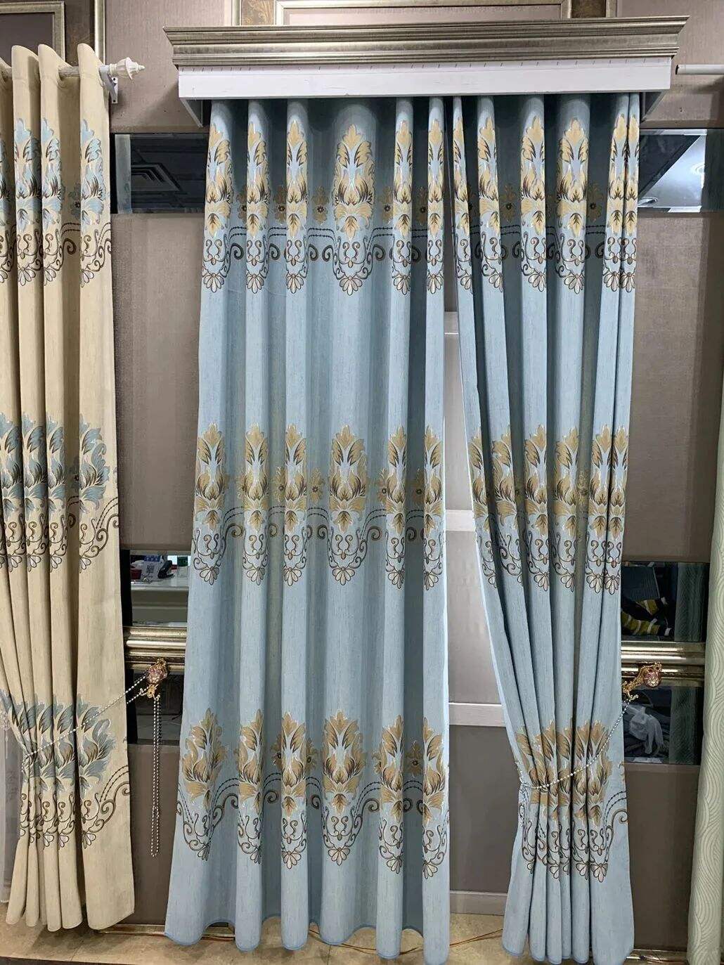 Foulola News:2.8m-3.15m Width Blackout Jaquard Curtain Fabric factory