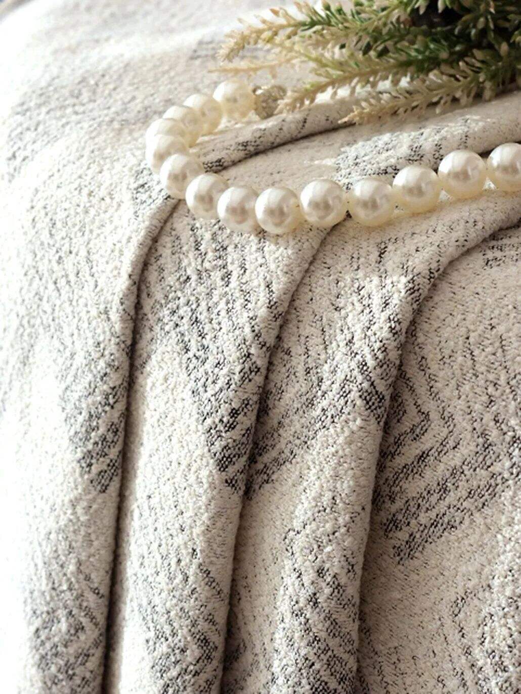 Foulola News：Jacquard Velvet Sofa Fabric , Velvet- 01 details