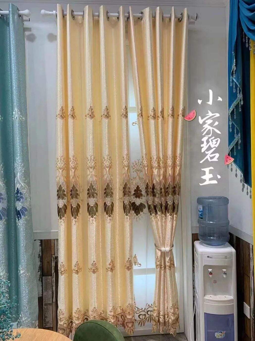 Foulola News: High Grade Embroidery Fabric&Sheer factory