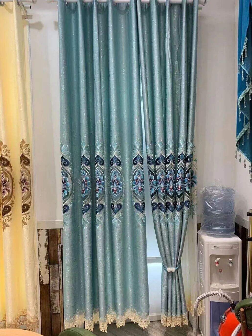 Foulola News: High Grade Embroidery Fabric&Sheer details
