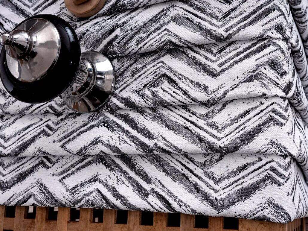 Foulola News:Luxury Jacquard 7885 Series Vivid Decorative Fabric supplier