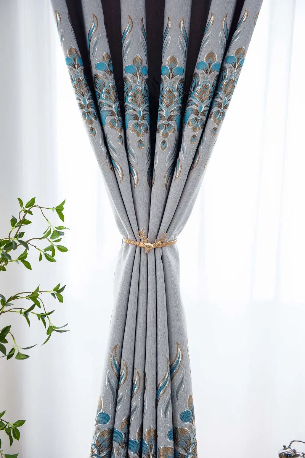 Foulola News:2.8/3.2m Width Jacquard Blackout Curtain 2201Series details