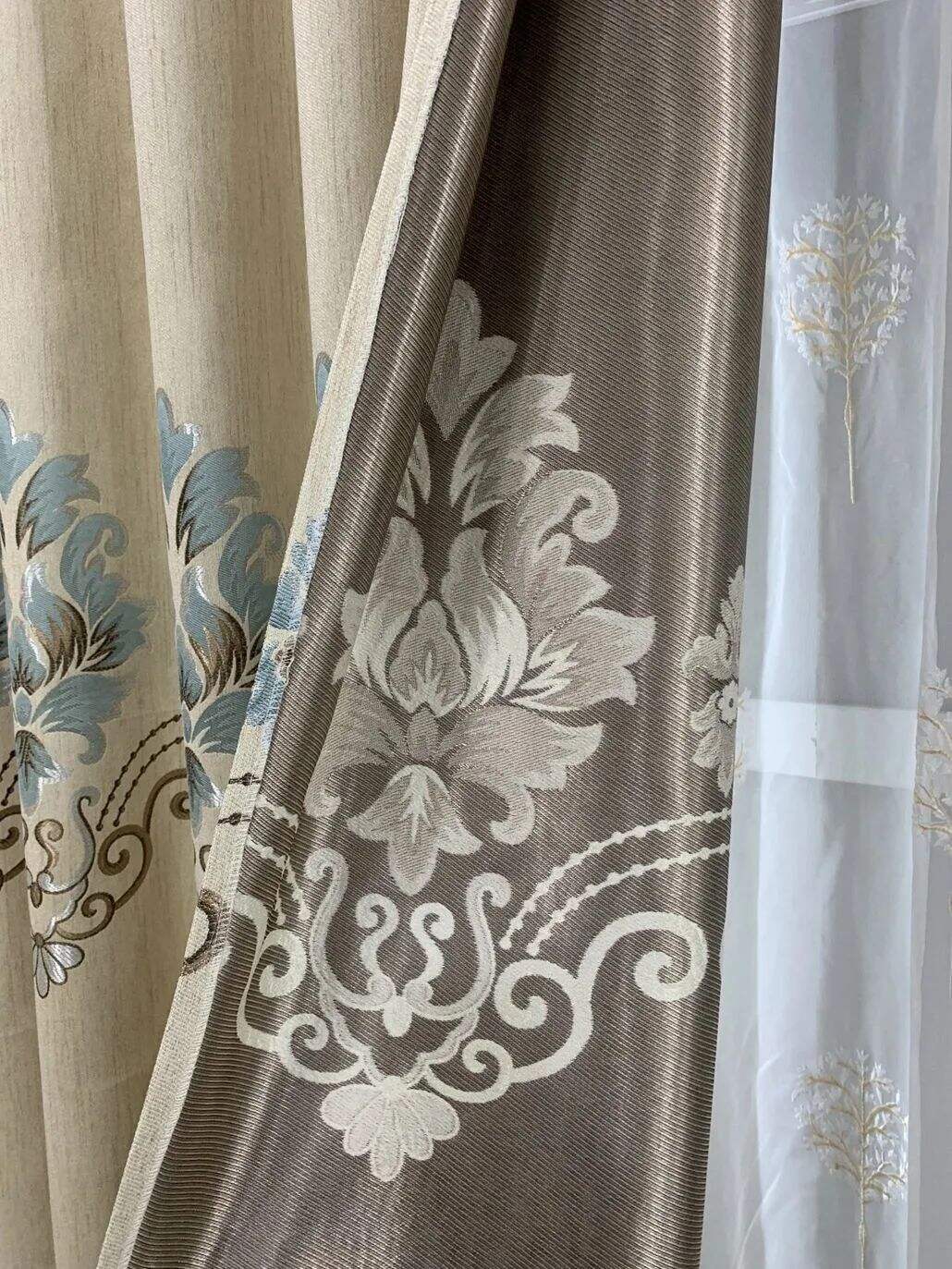Foulola News:2.8m-3.15m Width Blackout Jaquard Curtain Fabric supplier
