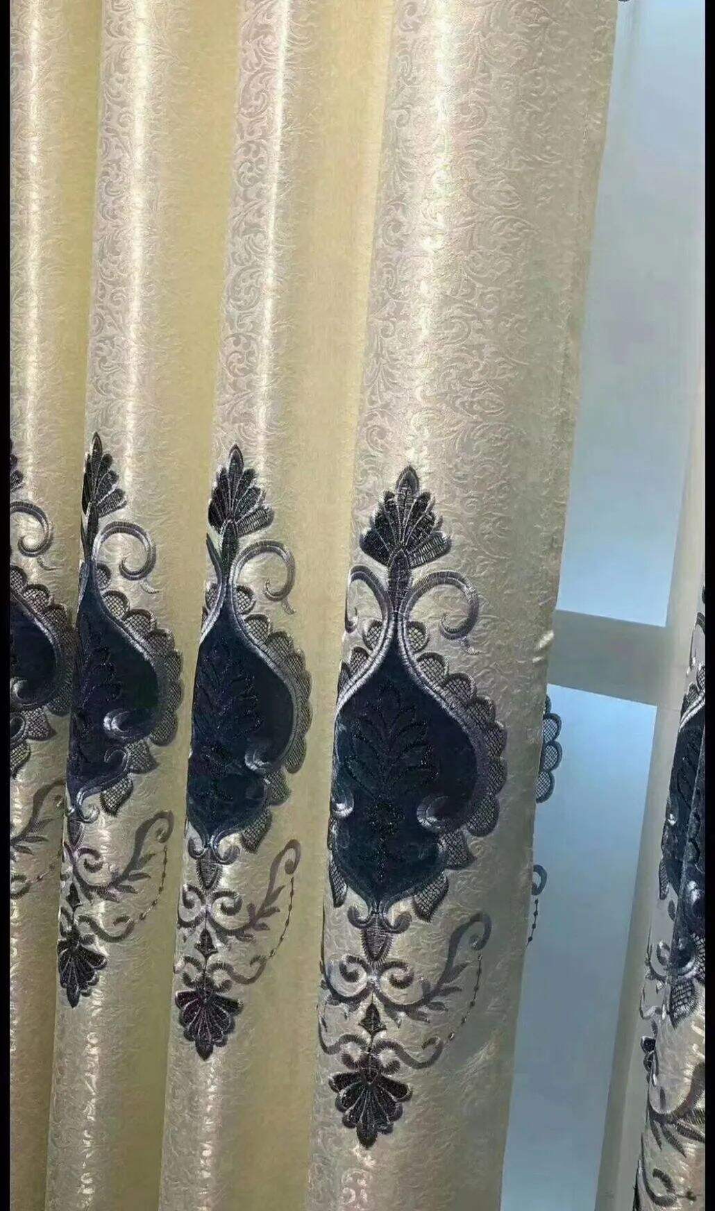 Foulola News: High Grade Embroidery Fabric&Sheer factory